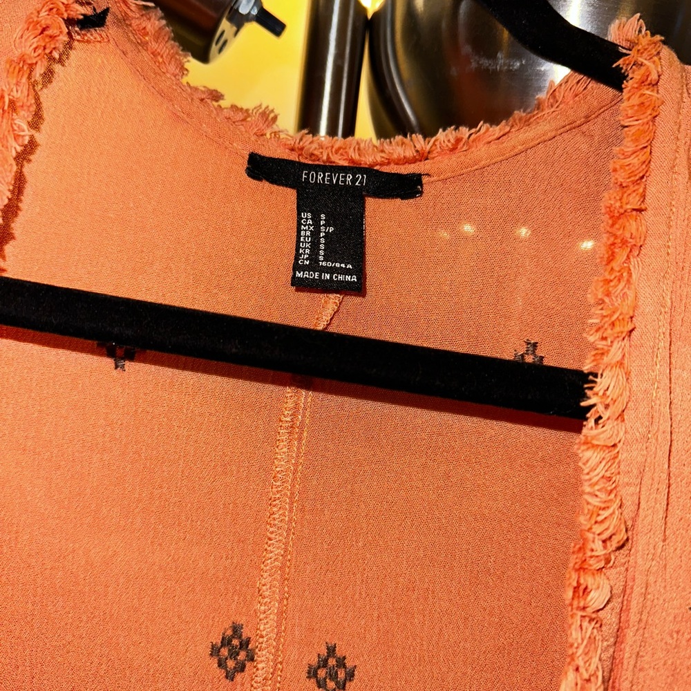Forever21 - Picture 4 of 5